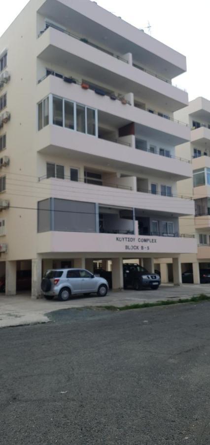 Vasilas Holiday Apartment #2 Larnaca Exteriör bild